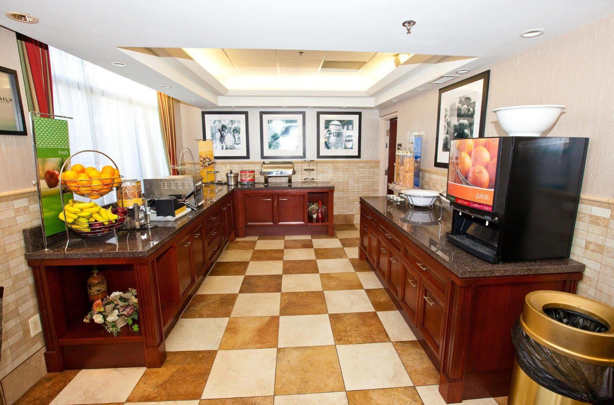 Country Inn & Suites By Radisson, Toronto Mississauga, On Екстер'єр фото